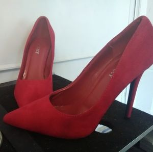 Hot red pumps and sexy ankleboots